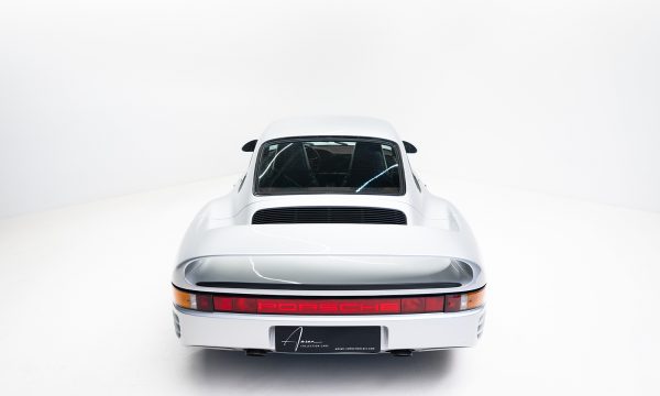 The Porsche 959 is a true collector’s item.