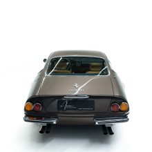 R5103690-Bearbeitet Ferrari 365 GTB4 Daytona